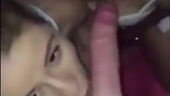 Cfnm Double Blowjob: Dua Amatur Bergilir-Gilir