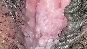 Wife'S Pink Pussy Close Up In Hd Video