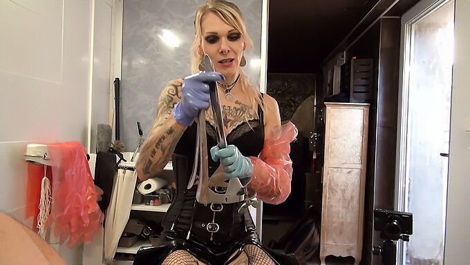 Lady Jane Van Dark Shows Off Her Massive Cocks And Fisting Skills